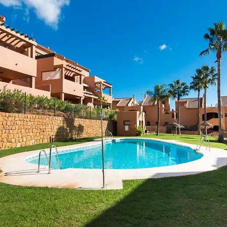 Rentandhomes Penthouse Elviria Golf Marbella Exterior photo