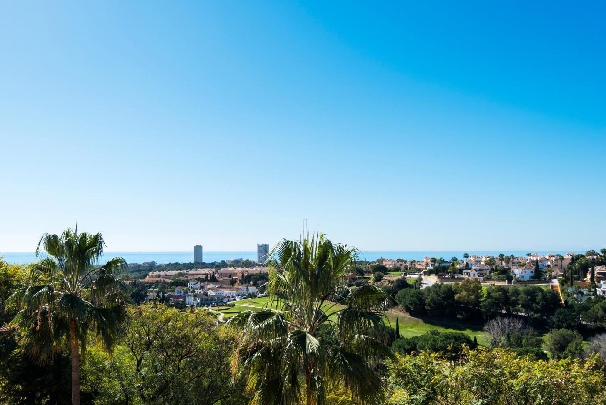 Apartment Rentandhomes Penthouse Elviria Golf