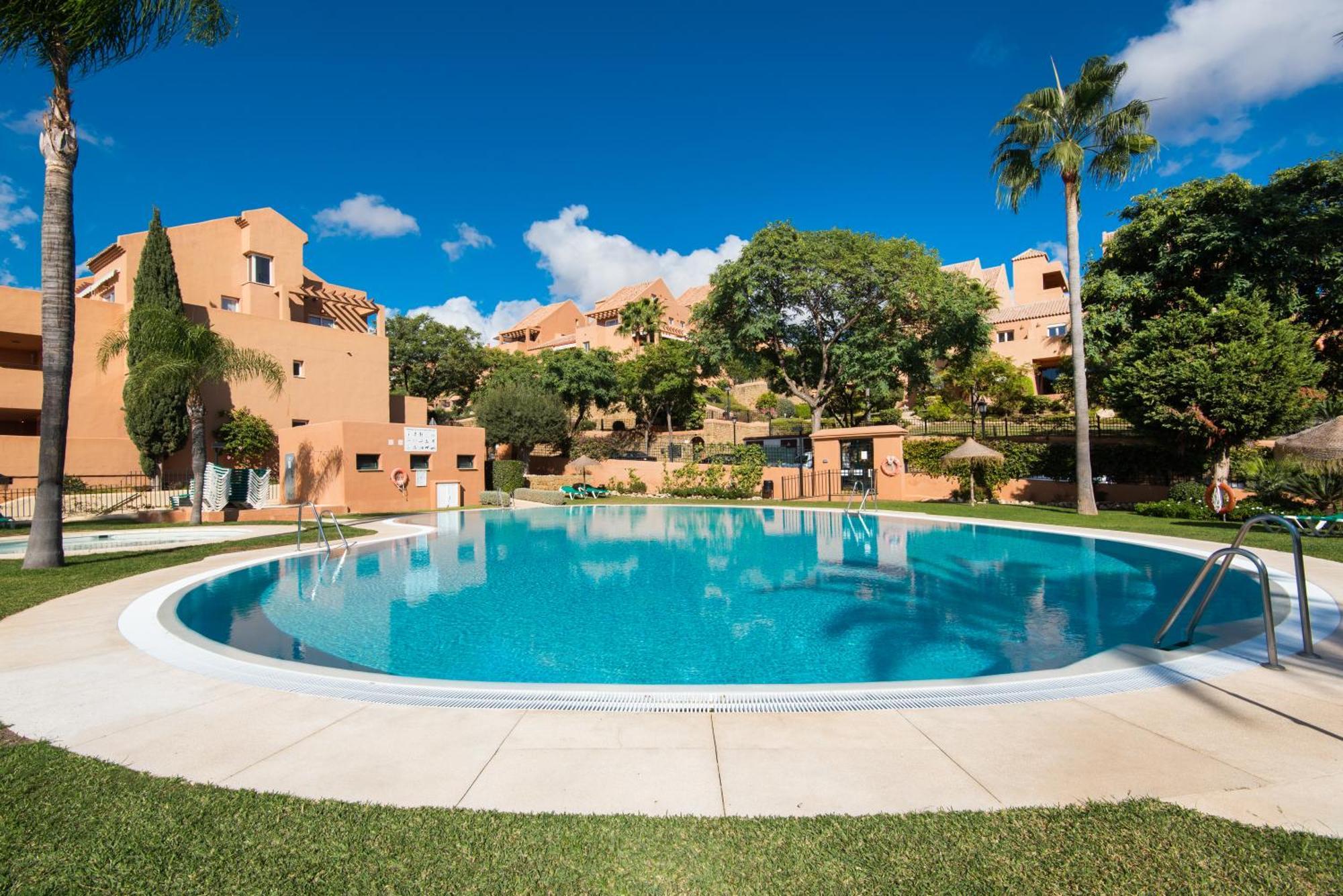 Rentandhomes Penthouse Elviria Golf Appartement *