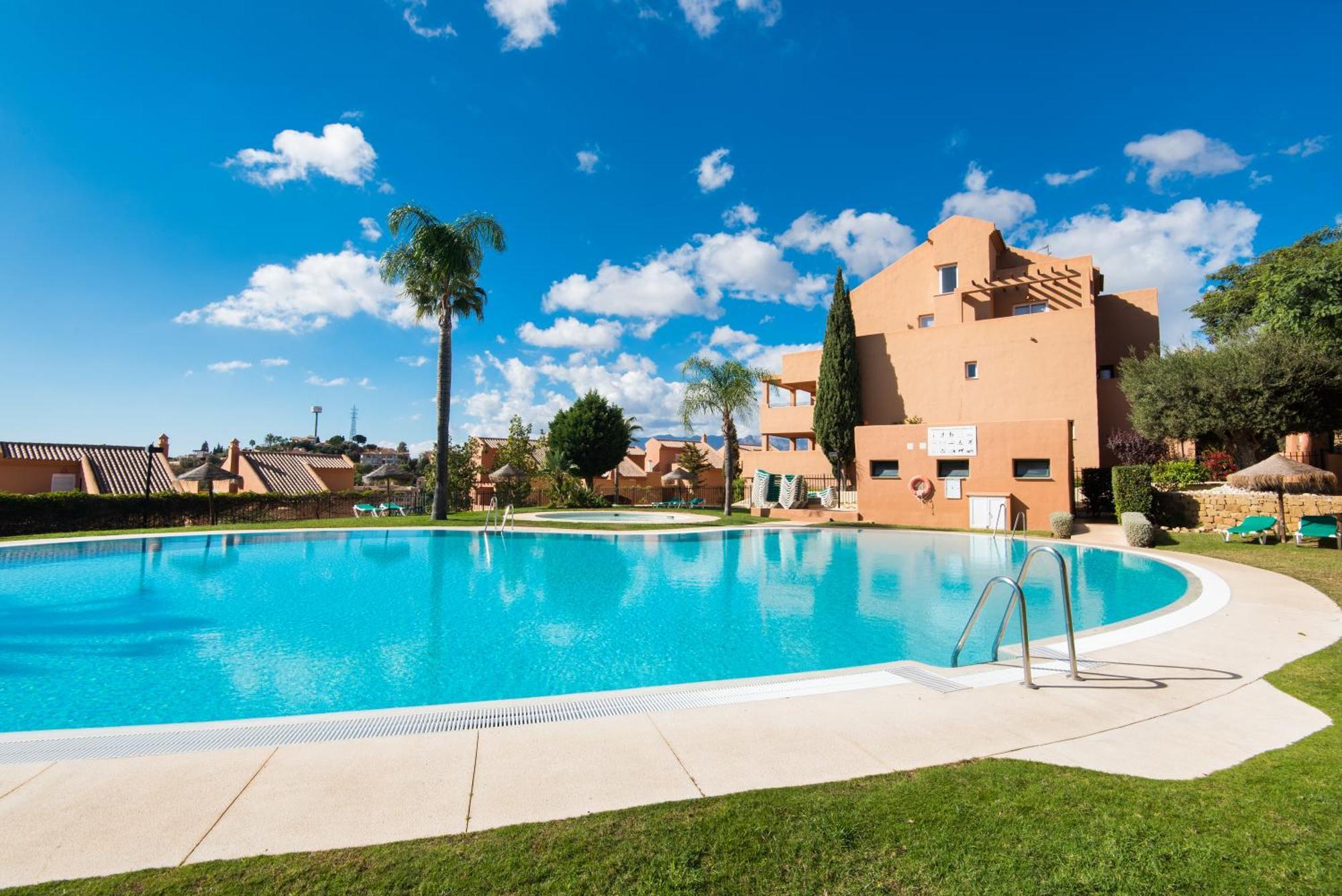 Appartement Rentandhomes Penthouse Elviria Golf *